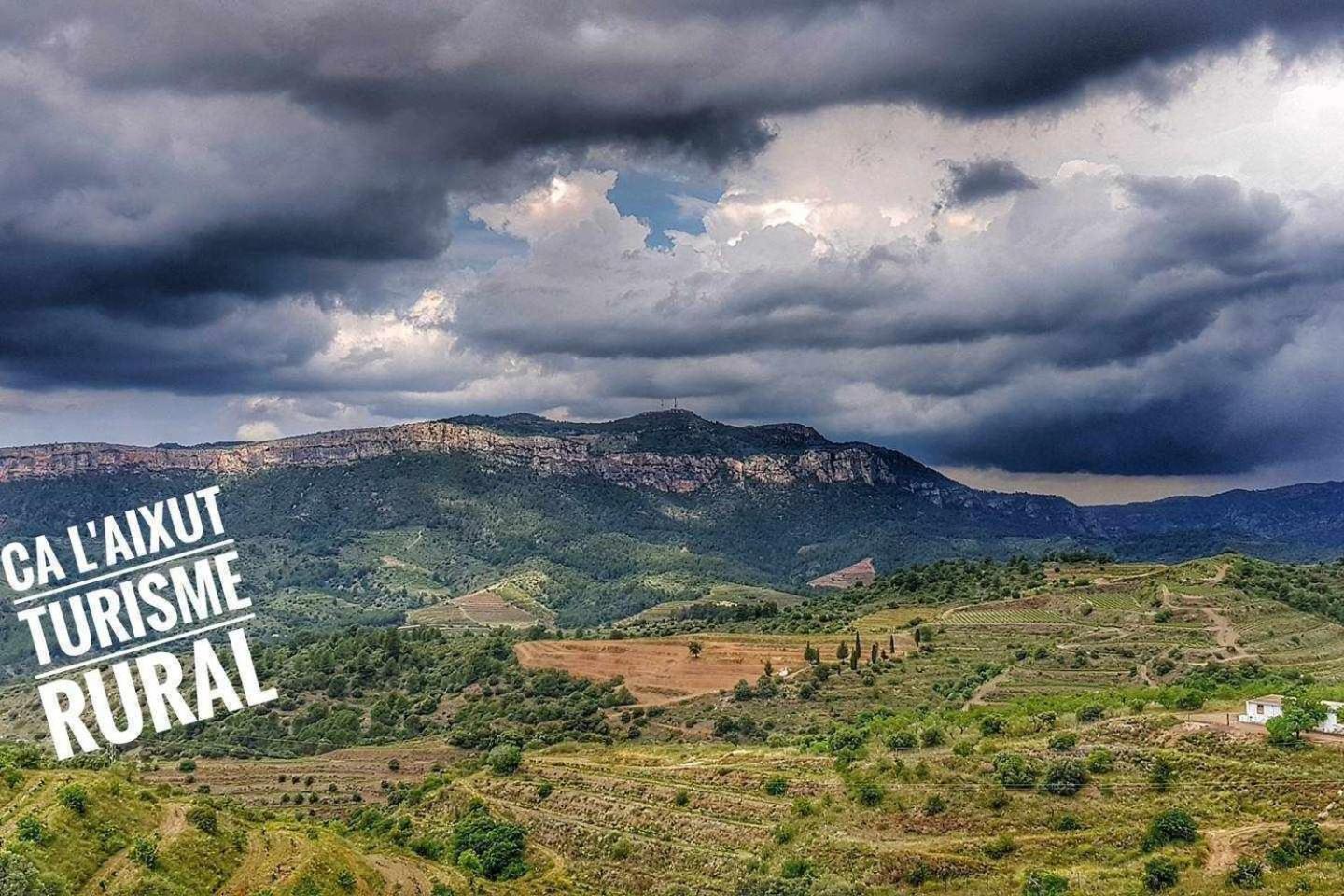 Ca Laixut Turismo Rural Gratallops Buitenkant foto